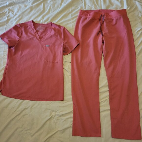 Figs - Picture 1 of 1